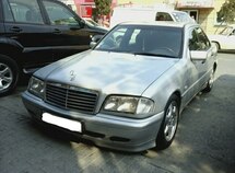 Mercedes C 240