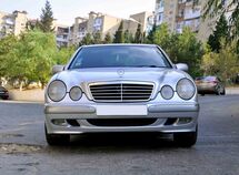 Mercedes E 240