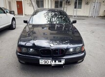 BMW 528