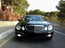 Mercedes E 280