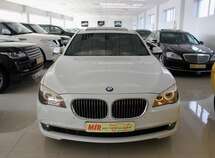 BMW 750