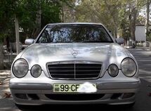 Mercedes E 220