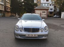 Mercedes E 320