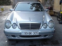 Mercedes E 220