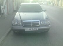 Mercedes E 300