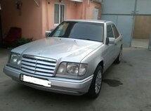 Mercedes E 300