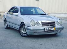 Mercedes E 300