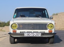 LADA (VAZ) 21011