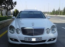 Mercedes E 220
