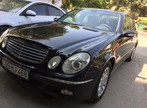 Mercedes E 220