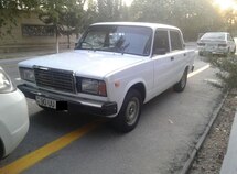 LADA (VAZ) 2107