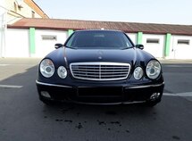 Mercedes E 220