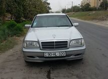 Mercedes C 180