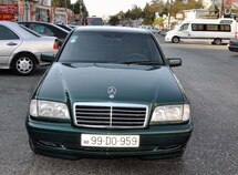 Mercedes C 180