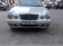 Mercedes E 240