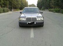 Mercedes E 200