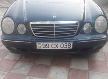 Mercedes E 240
