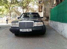 Mercedes E 230