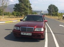 Mercedes C 180