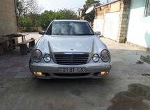 Mercedes E 320
