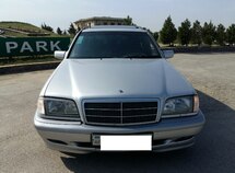 Mercedes C 180