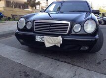 Mercedes E 220