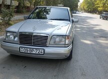 Mercedes E 200