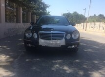 Mercedes E 220