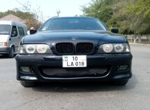 BMW 528