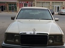 Mercedes E 200
