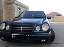 Mercedes E 240