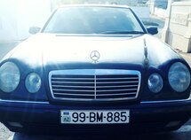 Mercedes E 200