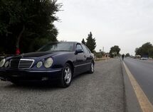 Mercedes E 220