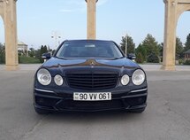 Mercedes E 320