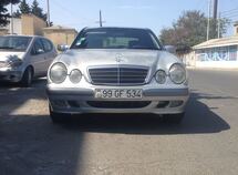 Mercedes E 200