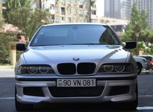 BMW 528
