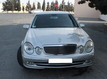 Mercedes E 320