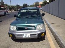 Mitsubishi Pajero io