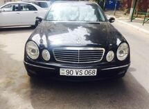 Mercedes E 240
