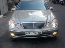 Mercedes E 240