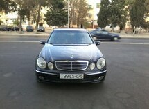 Mercedes E 320