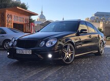 Mercedes E 320