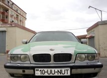 BMW 730