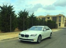 BMW 750