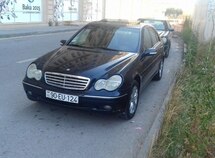 Mercedes C 240