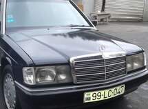 Mercedes 190