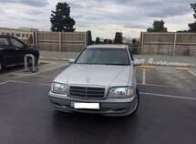 Mercedes C 200