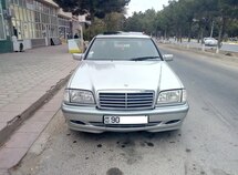Mercedes C 180