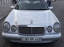 Mercedes E 240