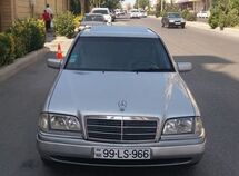 Mercedes C 220